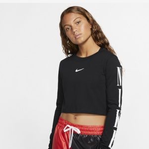 Nike long sleeve cropped tee